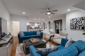 Elegant Townhouse Near Broadway